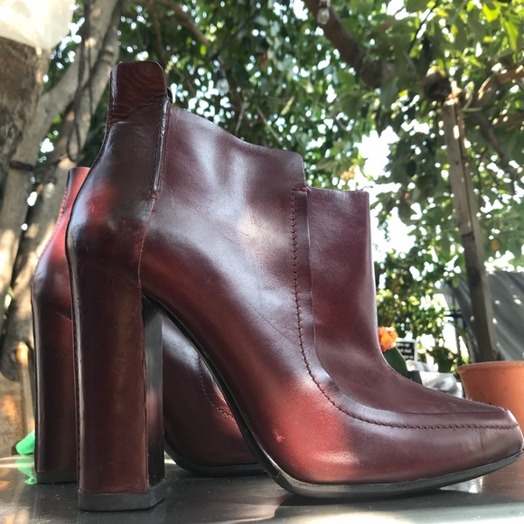 Alexander Wang Pointed Toe Leather Ankle Boots - Picture 4 of 5